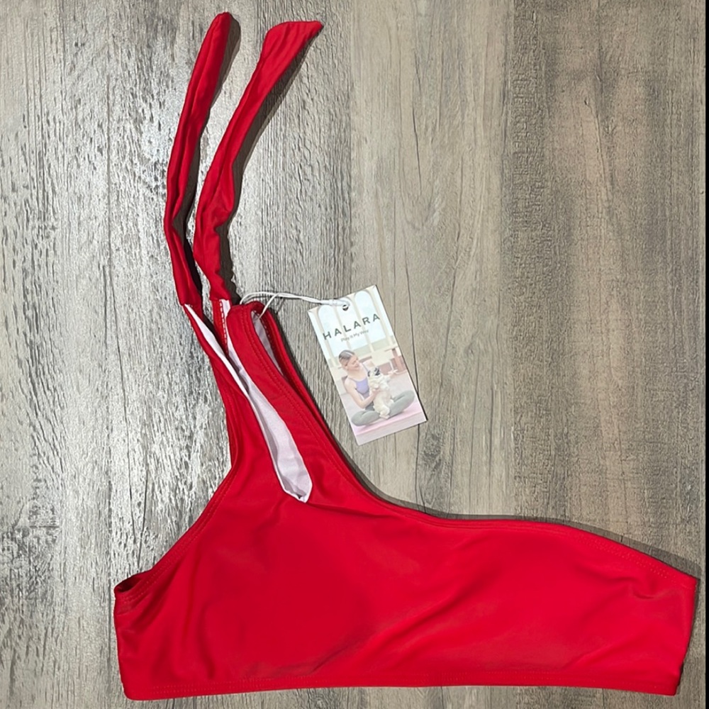 Halara Bikini Top - Picture 2 of 6